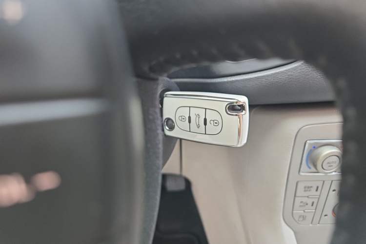 Used Citroen C5 2012 2.0L Automatic Luxury Edition Vehicle Key