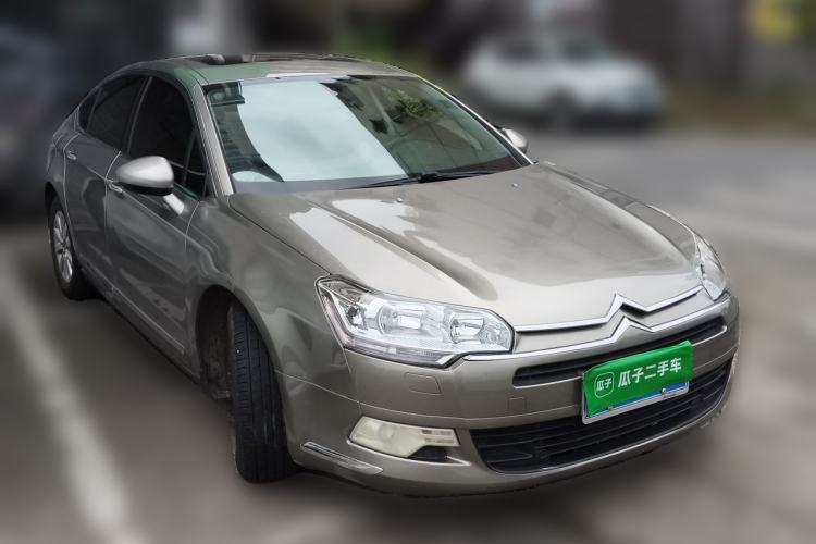 Used Citroen C5 2012 2.0L Automatic Luxury Edition Front Right 45 Deg