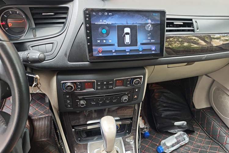 Used Citroen C5 2013 2.0L Automatic Luxury Model Audio And AC Panel