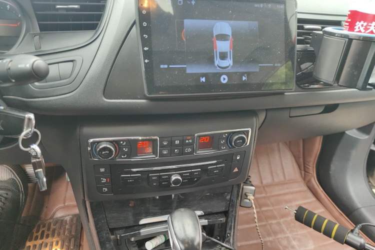 Used Citroen C5 2013 2.0L Automatic Luxury Model Audio And AC Panel