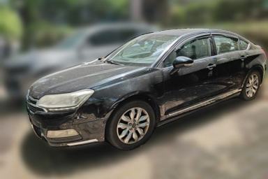 Used Citroen C5 2013 2.3L Automatic Zunyu Model