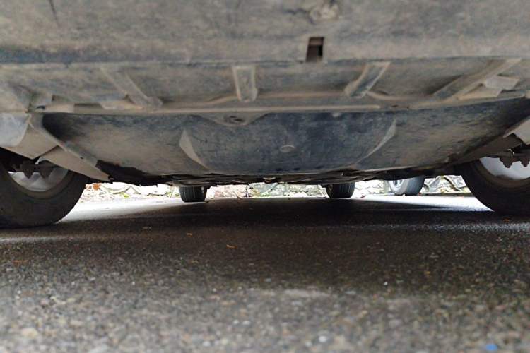 Used Citroen C5 2013 2.3L Automatic Zunyu Model Chassis Front
