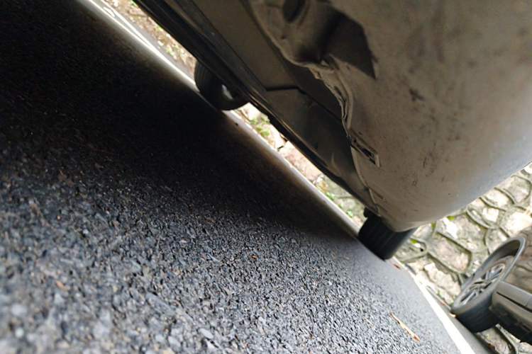 Used Citroen C5 2013 2.3L Automatic Zunyu Model Chassis Front Left