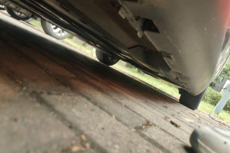 Used Citroen C5 2013 2.0L Automatic Luxury Model Chassis Front Left