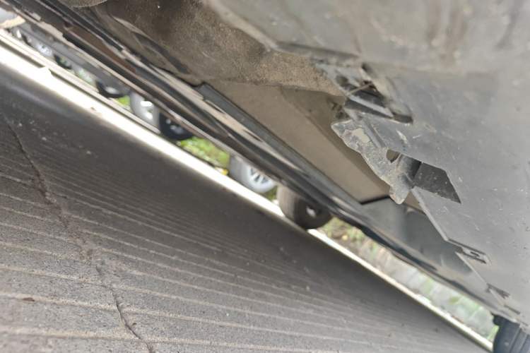 Used Citroen C5 2013 2.0L Automatic Luxury Model Chassis Front Left