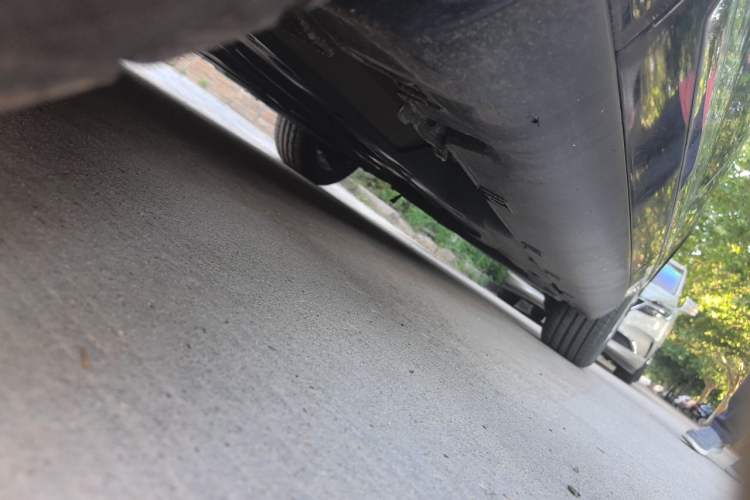 Used Citroen C5 2013 2.3L Automatic Zunyu Model Chassis Front Left
