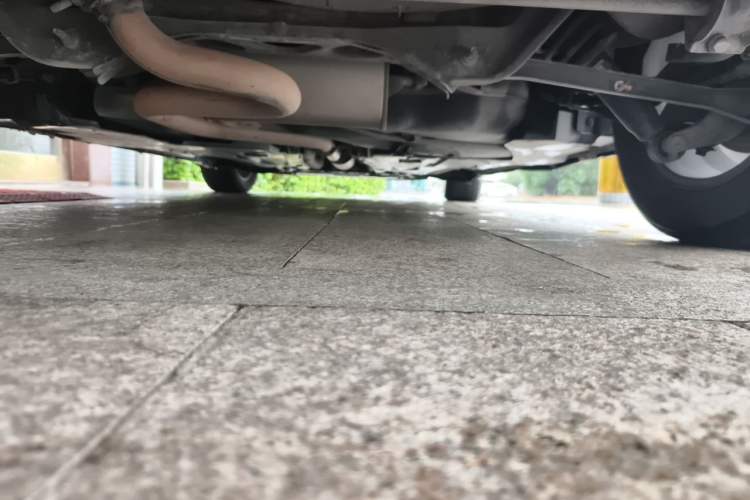 Used Citroen C5 2013 2.3L Automatic Zunyu Model Chassis Rear