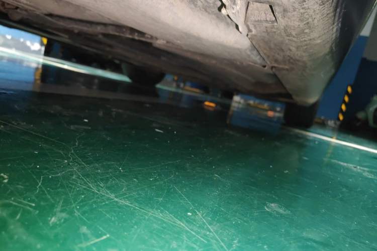 Used Citroen C5 2013 2.0L Automatic Luxury Model Chassis Rear Right