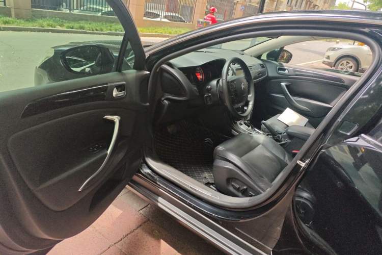 Used Citroen C5 2013 2.0L Automatic Luxury Model Driver Seat