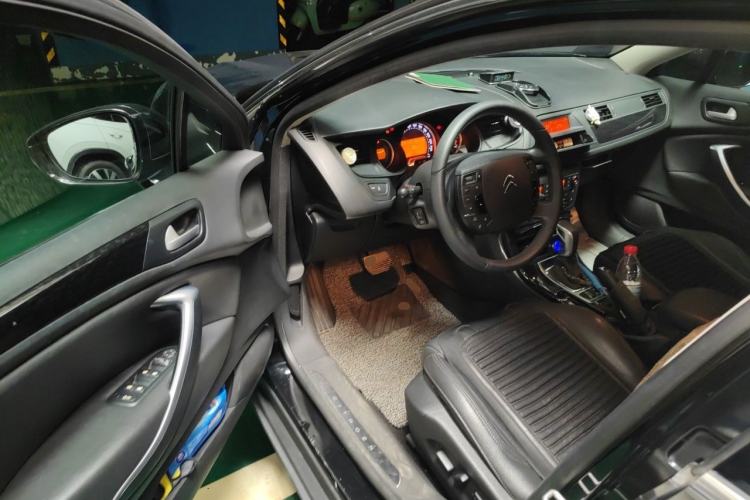 Used Citroen C5 2013 2.0L Automatic Luxury Model Driver Seat