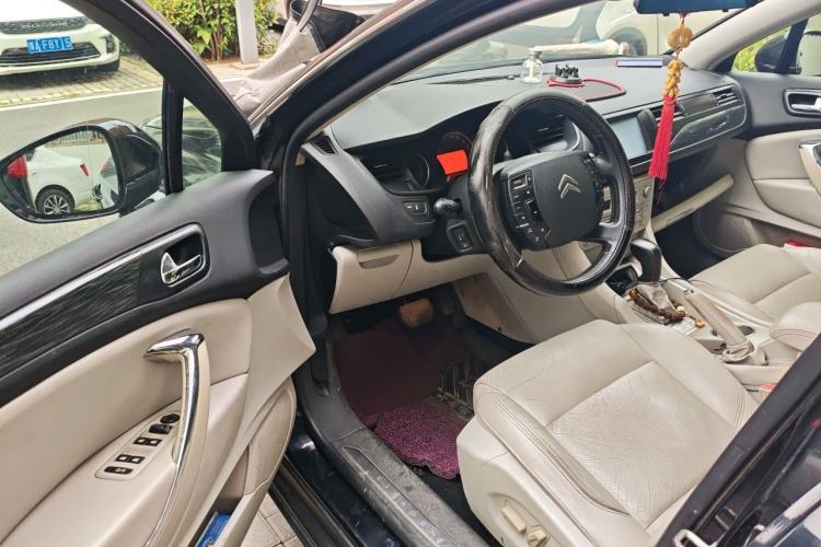 Used Citroen C5 2013 2.0L Automatic Luxury Model Driver Seat