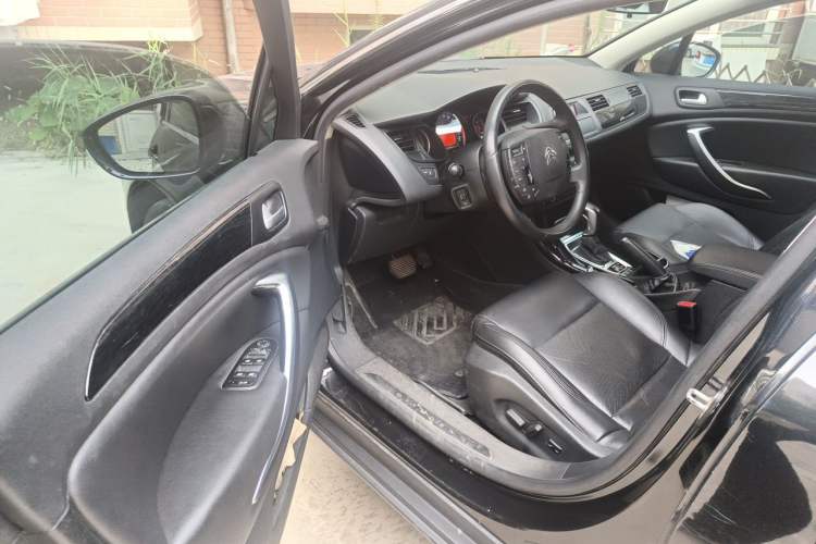 Used Citroen C5 2013 2.0L Automatic Luxury Model Driver Seat