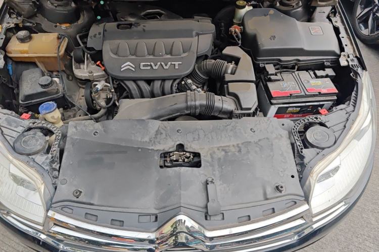 Used Citroen C5 2013 2.0L Automatic Luxury Model Engine Bay