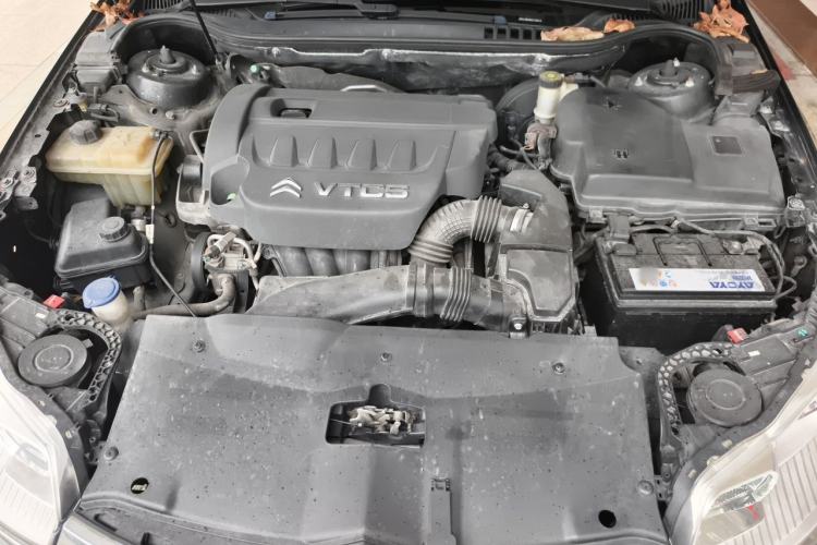 Used Citroen C5 2013 2.3L Automatic Zunyu Model Engine Bay