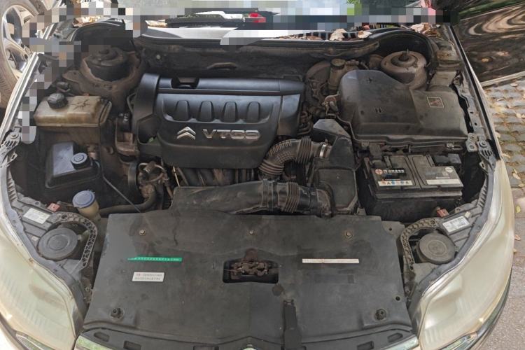 Used Citroen C5 2013 2.3L Automatic Zunyu Model Engine Bay