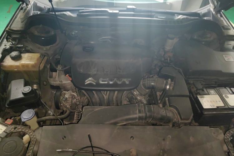 Used Citroen C5 2013 2.0L Automatic Luxury Model Engine Bay