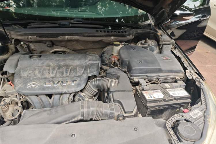 Used Citroen C5 2013 2.0L Automatic Luxury Model Engine Bay Left