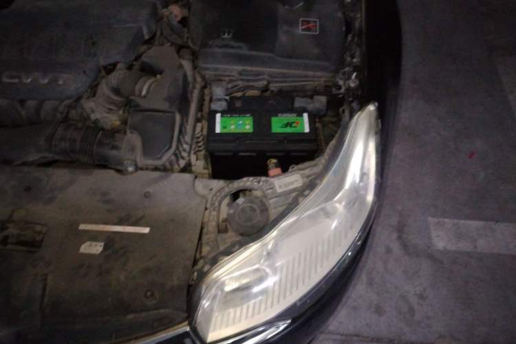 Used Citroen C5 2013 2.0L Automatic Luxury Model Engine Bay Left