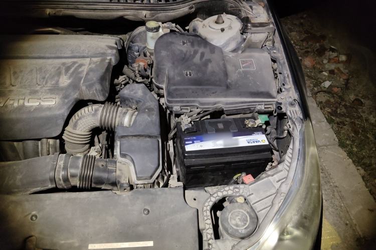 Used Citroen C5 2013 2.3L Automatic Luxury Model Engine Bay Left