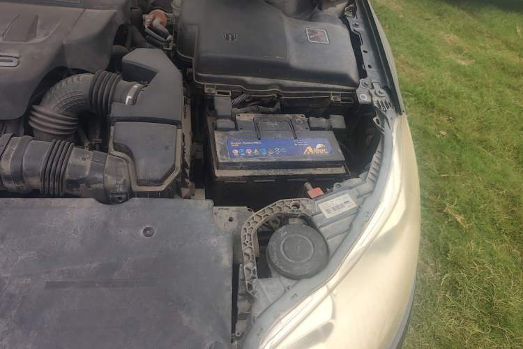 Used Citroen C5 2013 2.3L Automatic Zunyu Model Engine Bay Left