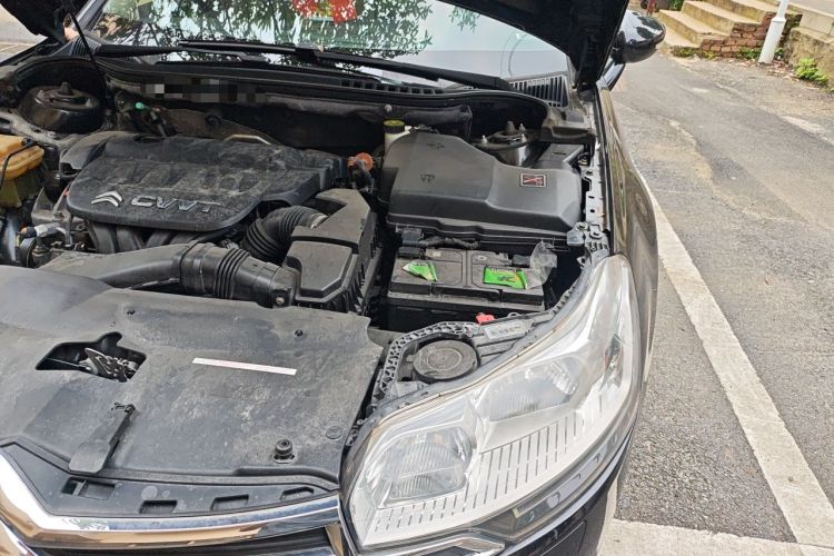 Used Citroen C5 2013 2.0L Automatic Luxury Model Engine Bay Left