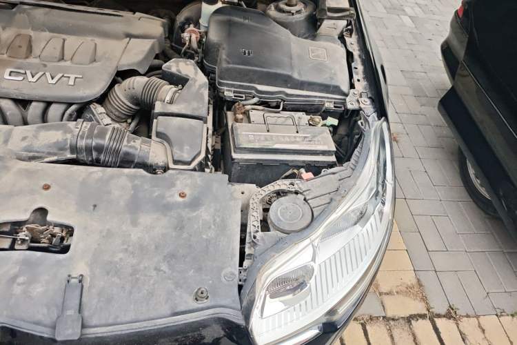 Used Citroen C5 2013 2.0L Automatic Luxury Model Engine Bay Left