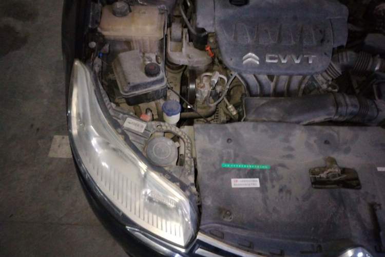 Used Citroen C5 2013 2.0L Automatic Luxury Model Engine Bay Right