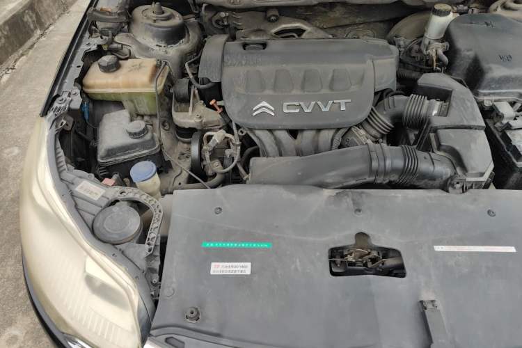 Used Citroen C5 2013 2.0L Automatic Luxury Model Engine Bay Right