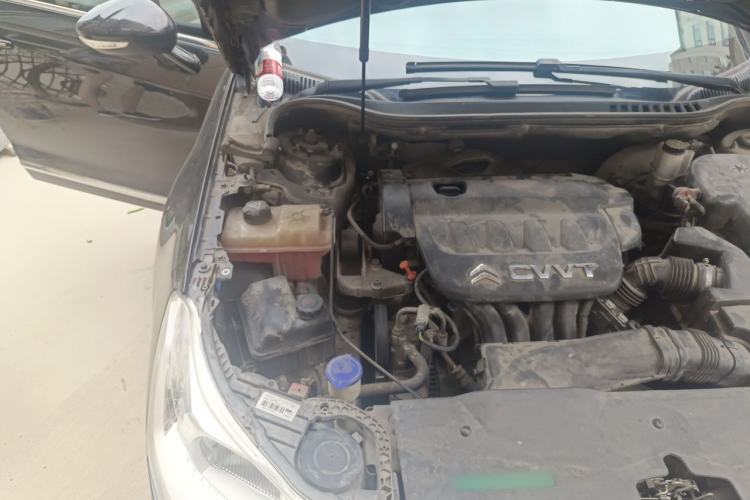 Used Citroen C5 2013 2.0L Automatic Luxury Model Engine Bay Right