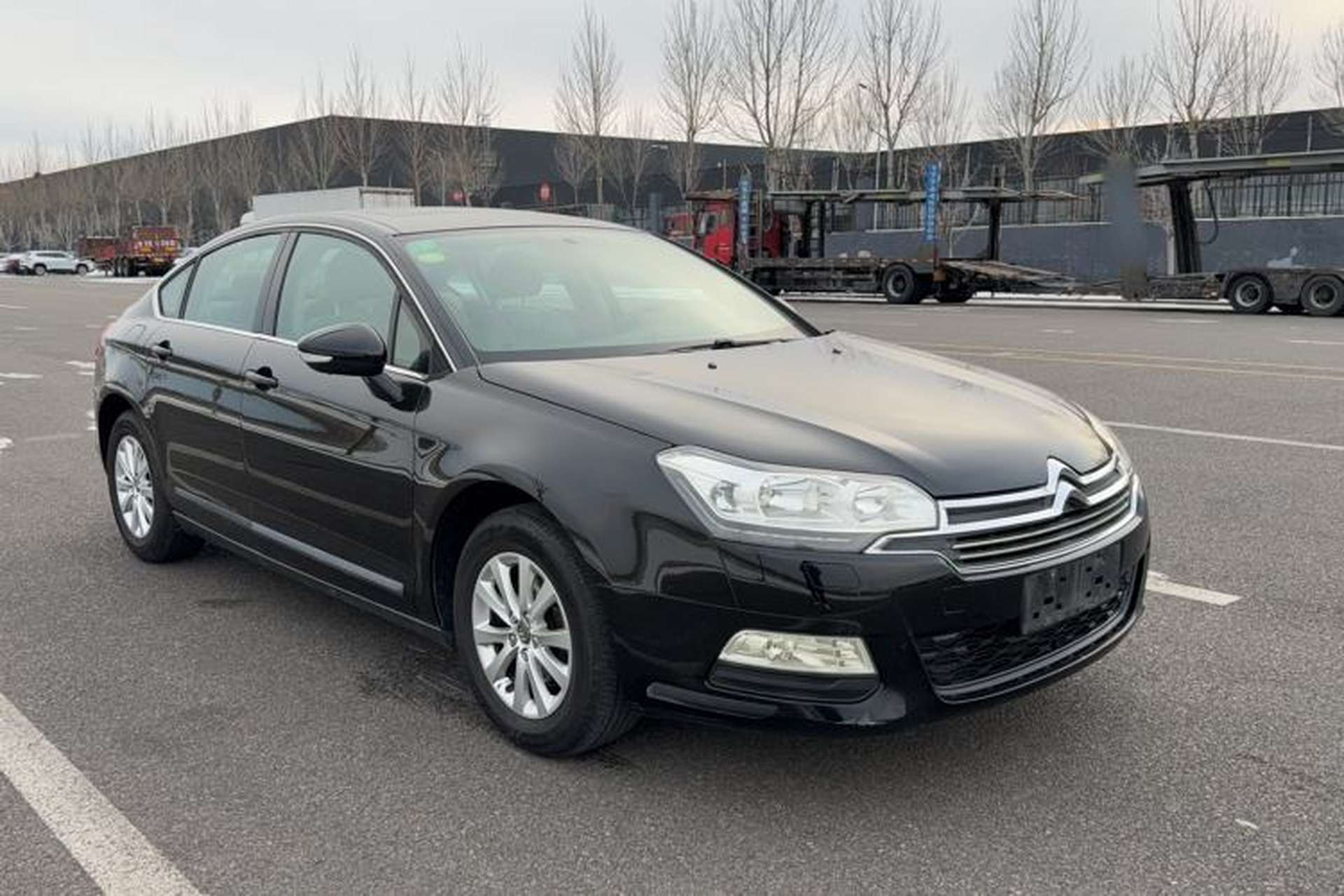 Used Citroen C5 2013 2.0L Manual Comfort Version Exterior 2