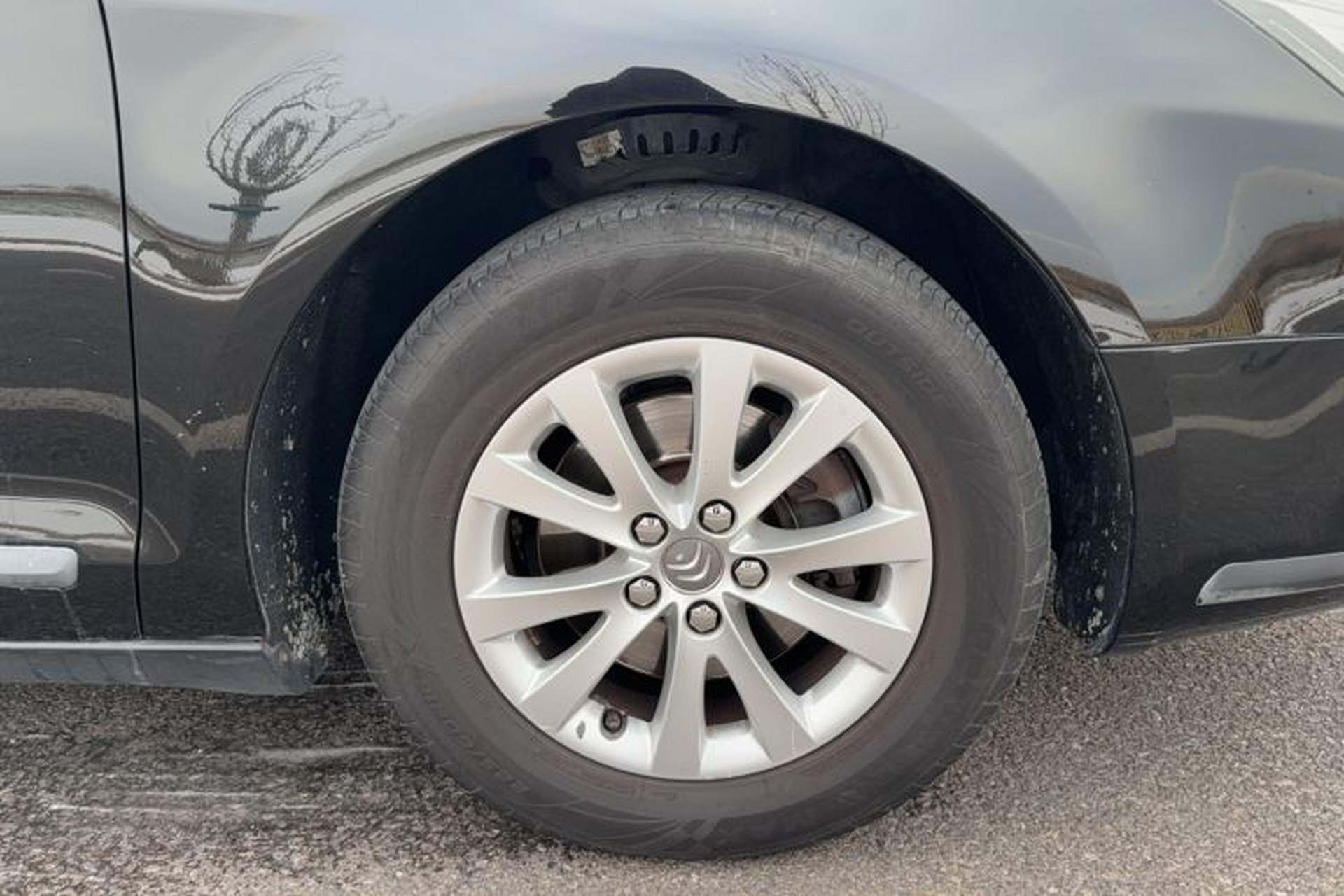 Used Citroen C5 2013 2.0L Manual Comfort Version Exterior 4