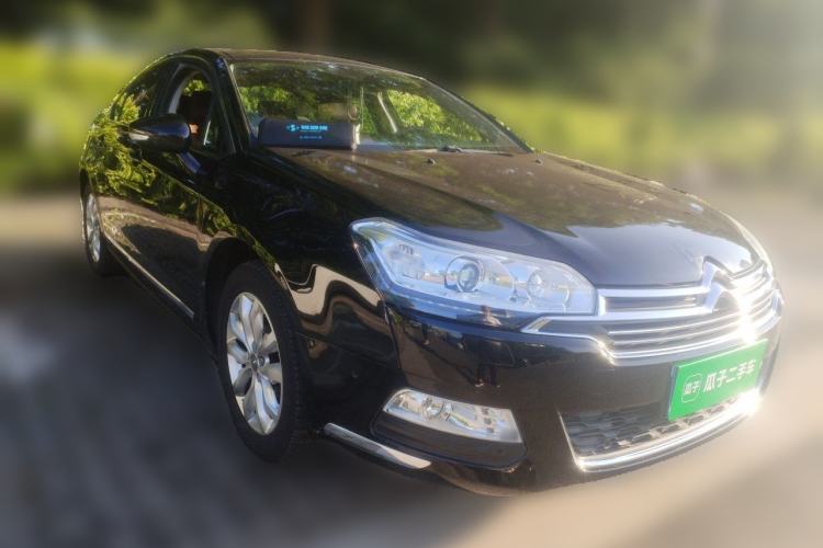 Used Citroen C5 2013 2.3L Automatic Luxury Model Front Right 45 Deg