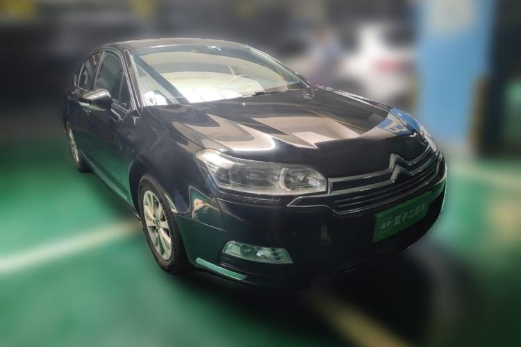 Used Citroen C5 2013 2.0L Automatic Luxury Model Front Right 45 Deg