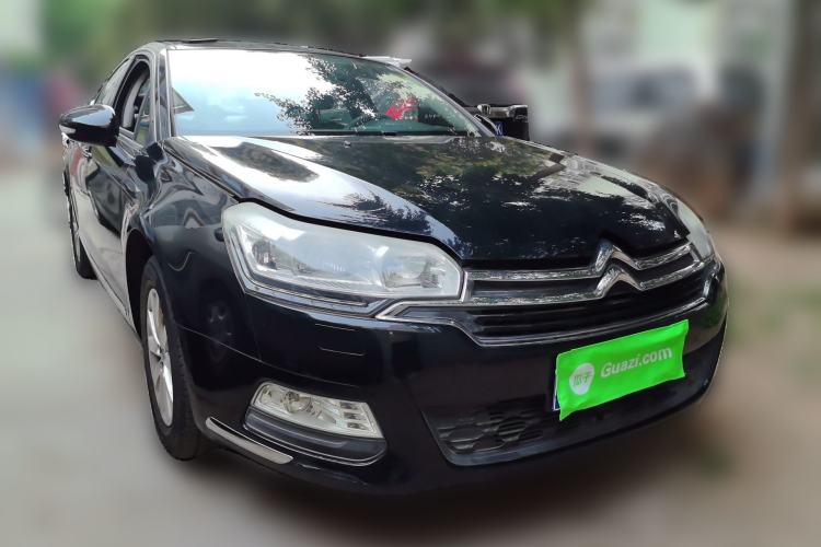 Used Citroen C5 2013 2.0L Automatic Luxury Model Front Right 45 Deg