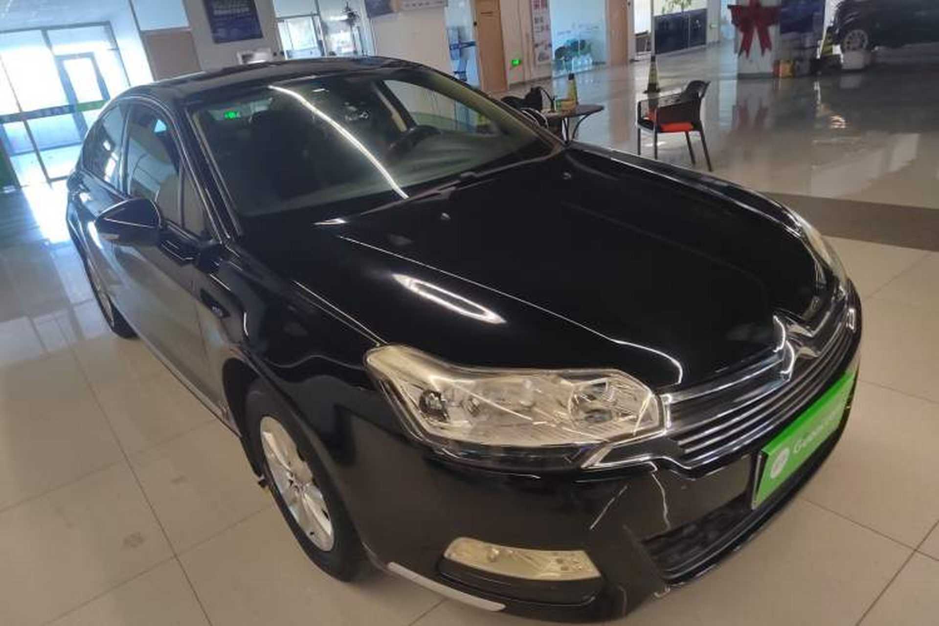 Used Citroen C5 2013 2.0L Automatic Luxury Model Front Right 45 Deg