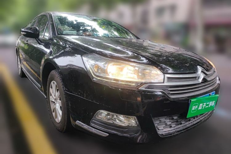 Used Citroen C5 2013 2.0L Automatic Luxury Model Front Right 45 Deg