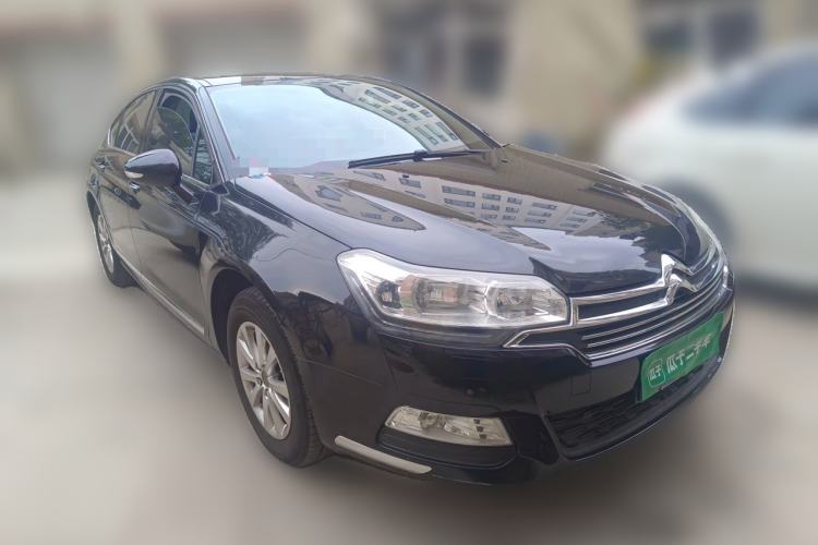 Used Citroen C5 2013 2.0L Automatic Luxury Model Front Right 45 Deg