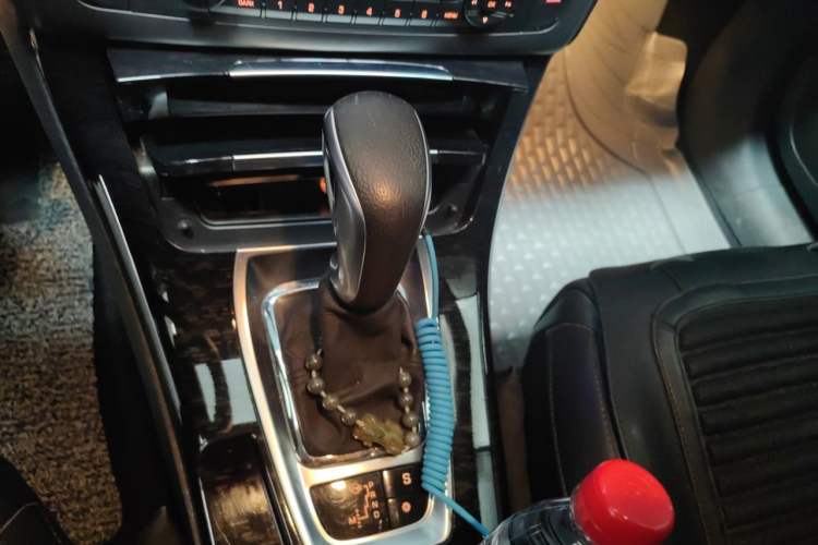 Used Citroen C5 2013 2.0L Automatic Luxury Model Gear Lever