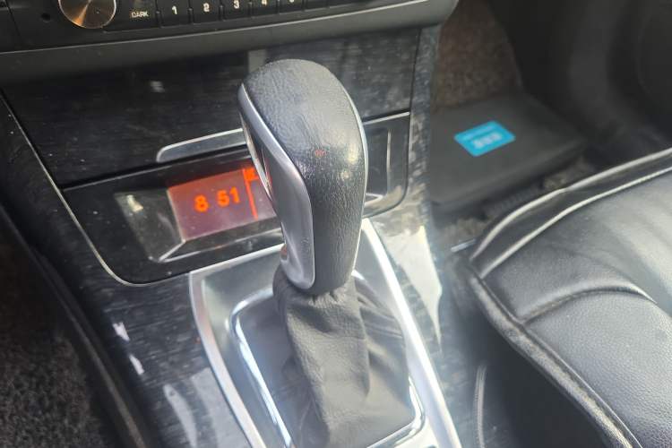 Used Citroen C5 2013 2.0L Automatic Luxury Model Gear Lever