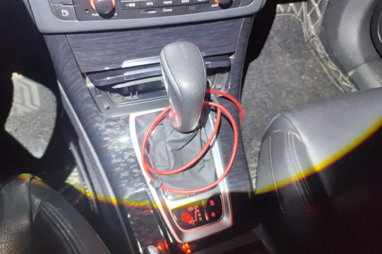 Used Citroen C5 2013 2.3L Automatic Zunyu Model Gear Lever