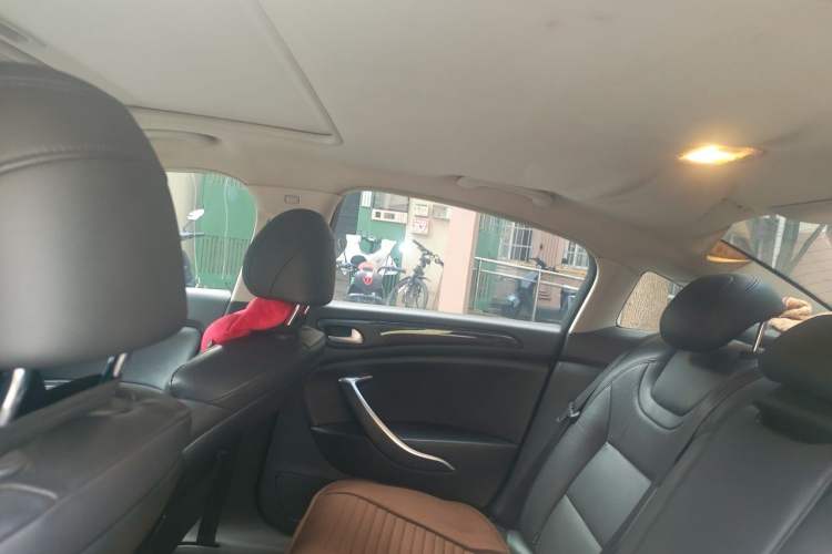Used Citroen C5 2013 2.0L Automatic Luxury Model Headliner