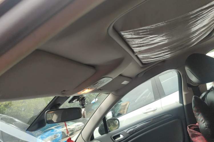Used Citroen C5 2013 2.0L Automatic Luxury Model Headliner