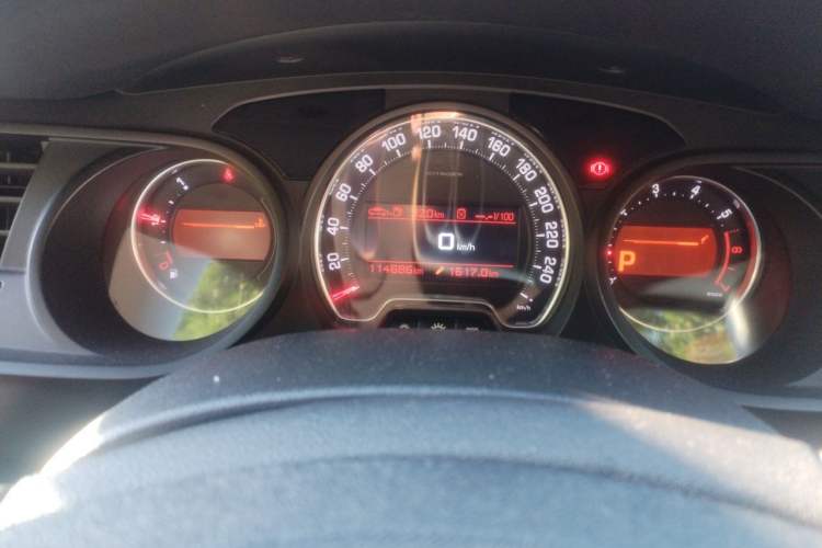 Used Citroen C5 2013 2.3L Automatic Luxury Model Instrument Cluster