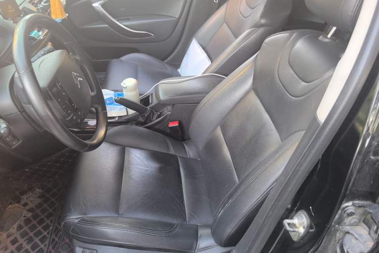 Used Citroen C5 2013 2.3L Automatic Zunyu Model Left Front Seat