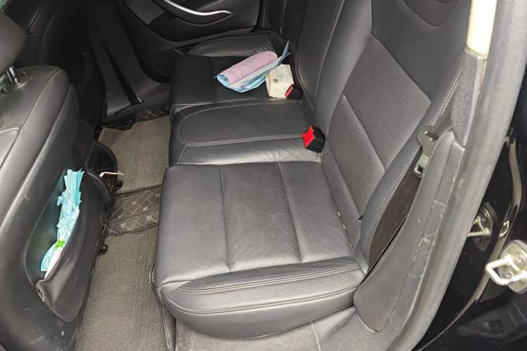 Used Citroen C5 2013 2.0L Automatic Luxury Model Left Rear Seat