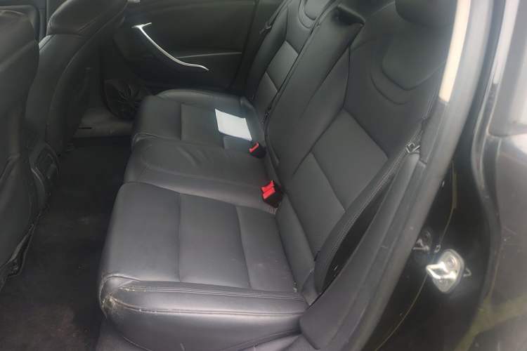 Used Citroen C5 2013 2.3L Automatic Zunyu Model Left Rear Seat