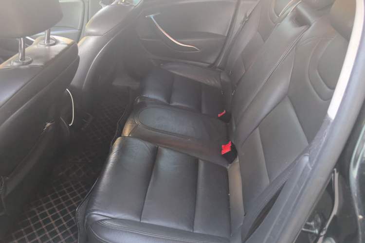 Used Citroen C5 2013 2.3L Automatic Zunyu Model Left Rear Seat