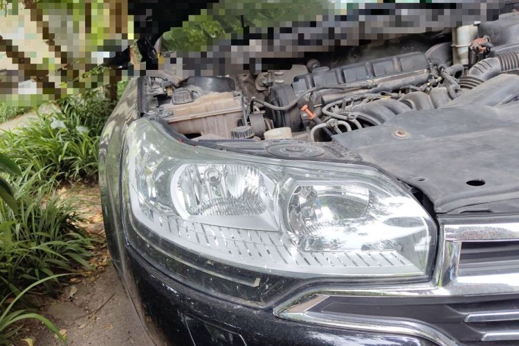 Used Citroen C5 2013 2.0L Automatic Luxury Model Right Front Headlight