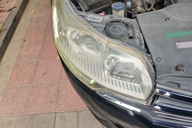 Used Citroen C5 2013 2.0L Automatic Luxury Model Right Front Headlight
