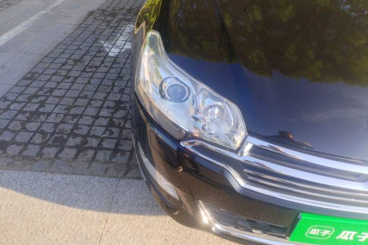 Used Citroen C5 2013 2.3L Automatic Luxury Model Right Front Headlight
